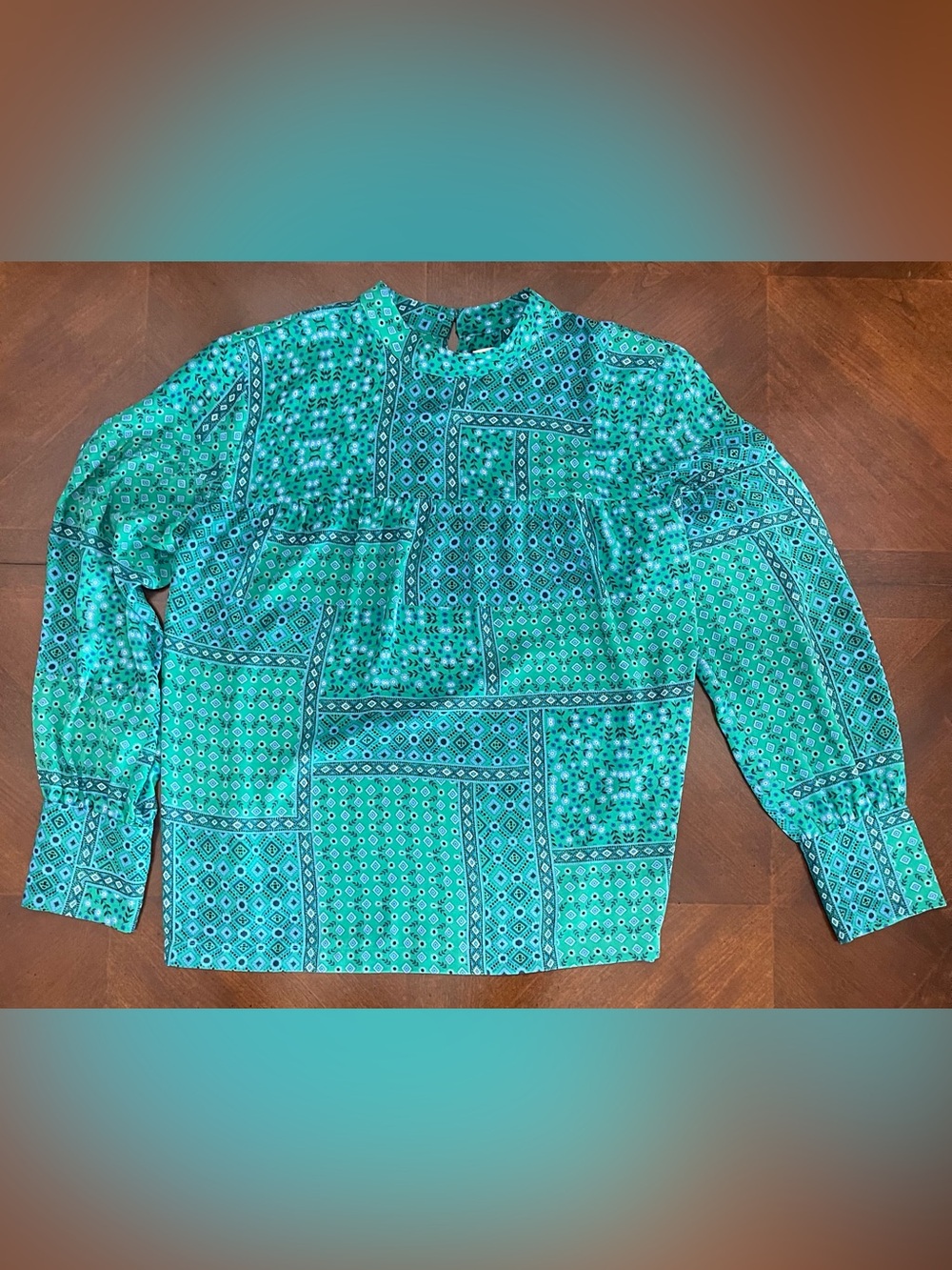LOFT sz XL Women’s Green Patch Print Long-Sleeve Blouse